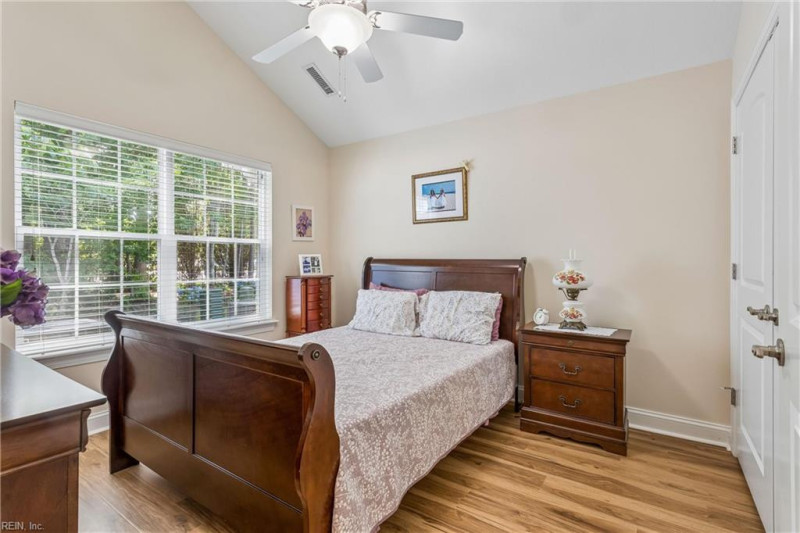 Photo 21 of 50 residential for sale in York County virginia