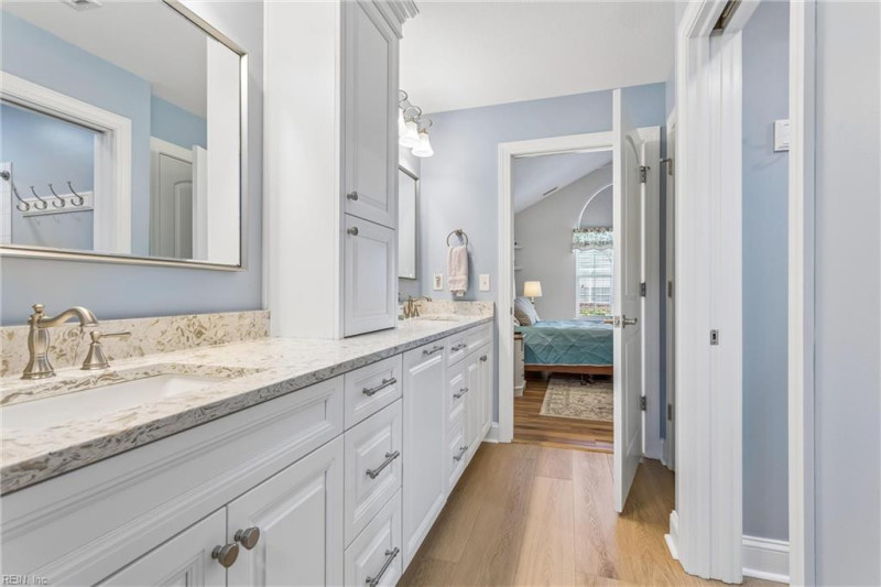 Photo 30 of 50 residential for sale in York County virginia