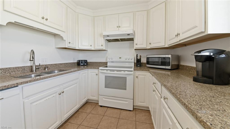 Photo 10 of 50 residential for sale in Virginia Beach virginia Photo 10 of 50 residential for sale in Virginia Beach virginia