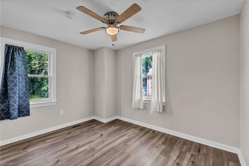 Photo 33 of 49 residential for sale in Norfolk virginia Photo 33 of 49 residential for sale in Norfolk virginia