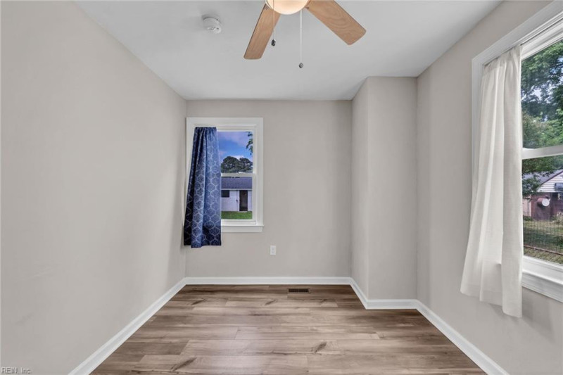 Photo 34 of 49 residential for sale in Norfolk virginia Photo 34 of 49 residential for sale in Norfolk virginia