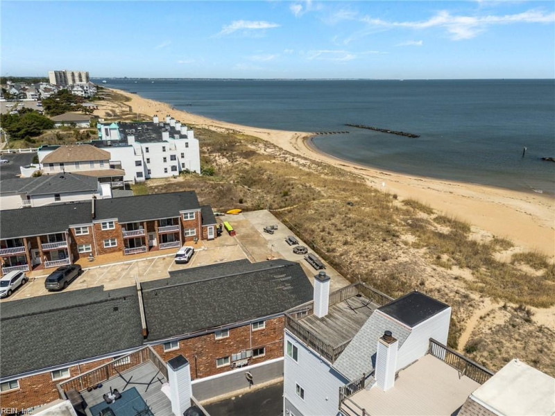 Photo 3 of 24 residential for sale in Norfolk virginia Photo 3 of 24 residential for sale in Norfolk virginia