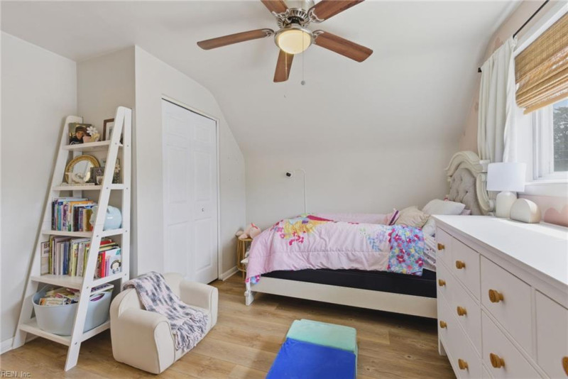 Photo 20 of 28 residential for sale in Virginia Beach virginia