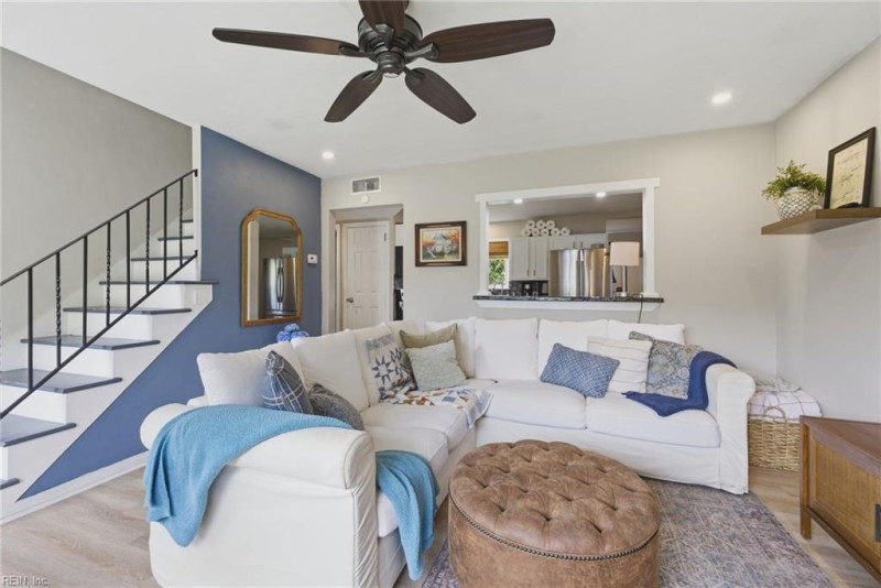 Photo 7 of 28 residential for sale in Virginia Beach virginia