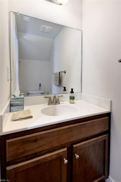 Photo 17 of 35 residential for sale in Williamsburg virginia