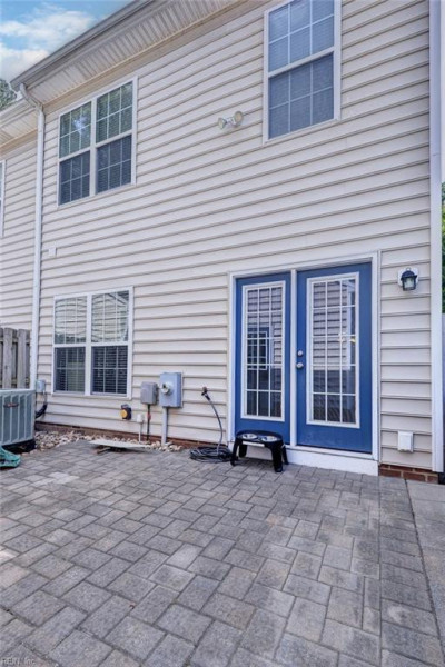 Photo 26 of 35 residential for sale in Williamsburg virginia