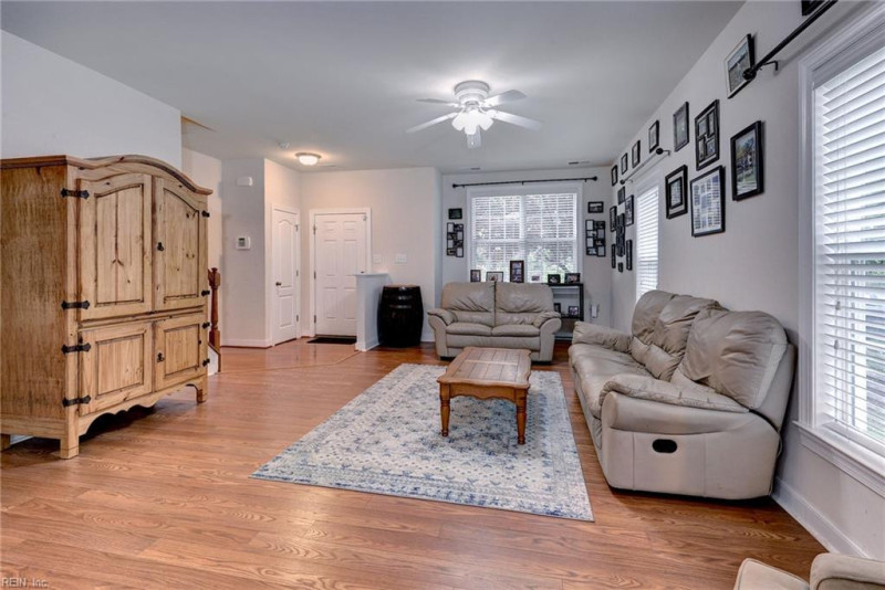 Photo 8 of 35 residential for sale in Williamsburg virginia