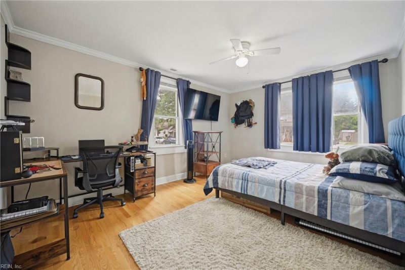 Photo 13 of 28 residential for sale in Norfolk virginia