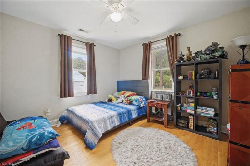 Photo 15 of 28 residential for sale in Norfolk virginia