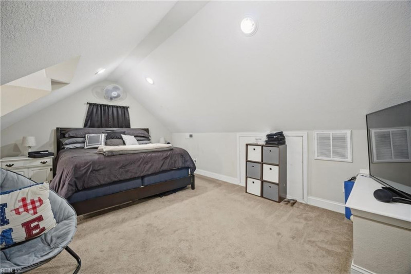 Photo 18 of 28 residential for sale in Norfolk virginia