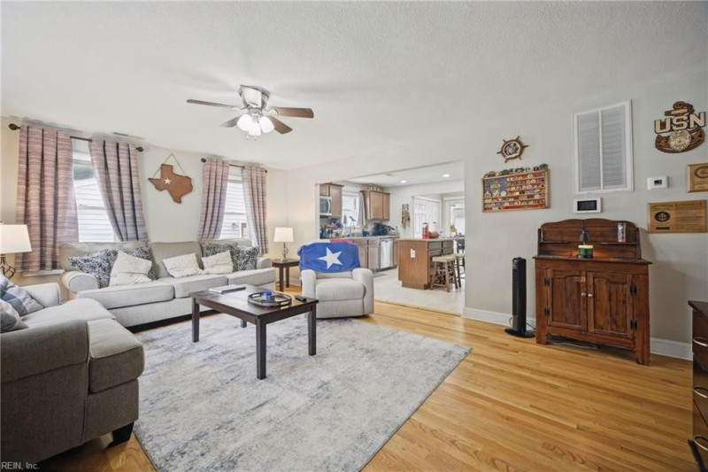 Photo 5 of 28 residential for sale in Norfolk virginia