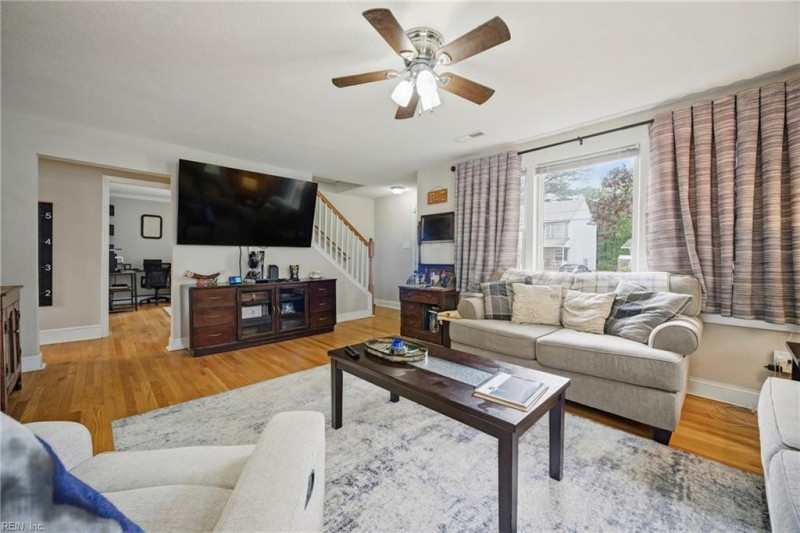 Photo 6 of 28 residential for sale in Norfolk virginia