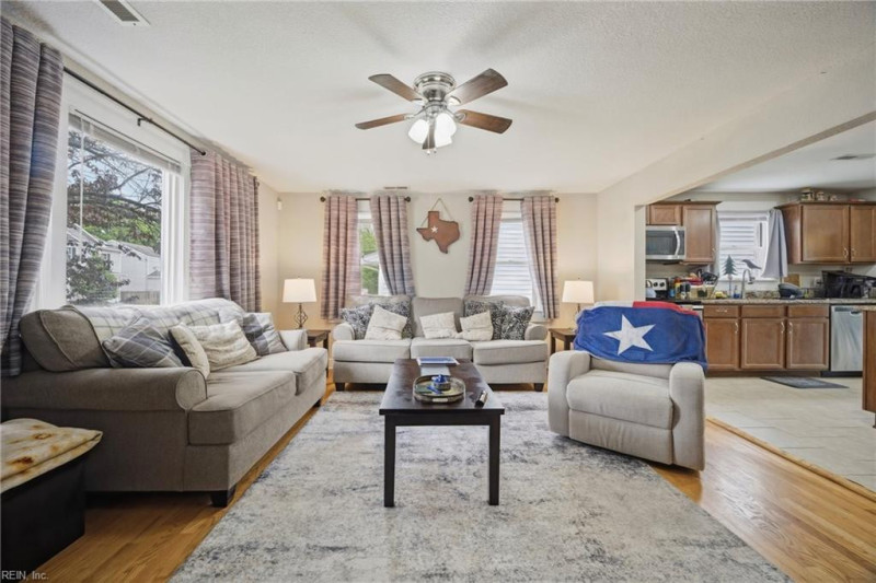 Photo 7 of 28 residential for sale in Norfolk virginia
