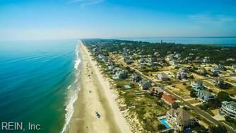 Photo 16 of 21 residential for sale in Currituck County virginia