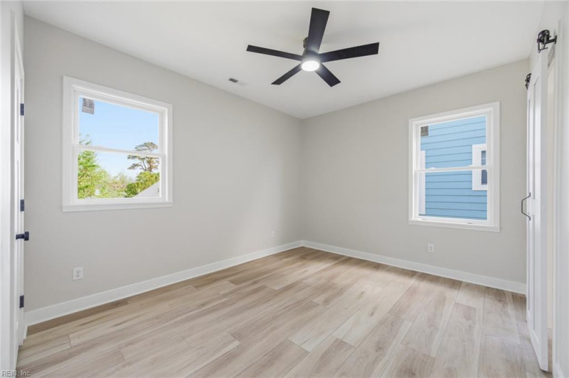 Photo 31 of 37 residential for sale in Virginia Beach virginia