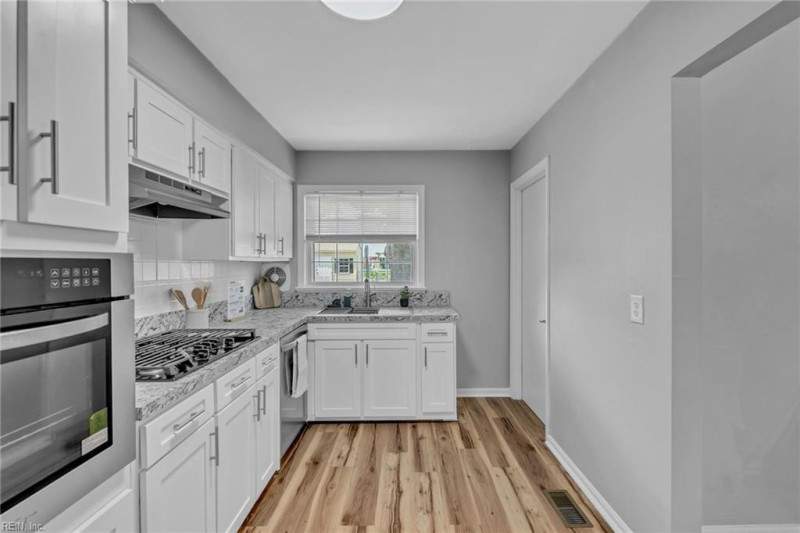 Photo 8 of 44 residential for sale in Portsmouth virginia Photo 8 of 44 residential for sale in Portsmouth virginia