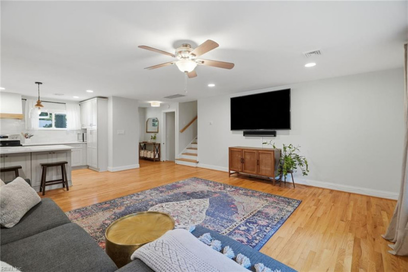 Photo 10 of 50 residential for sale in Virginia Beach virginia