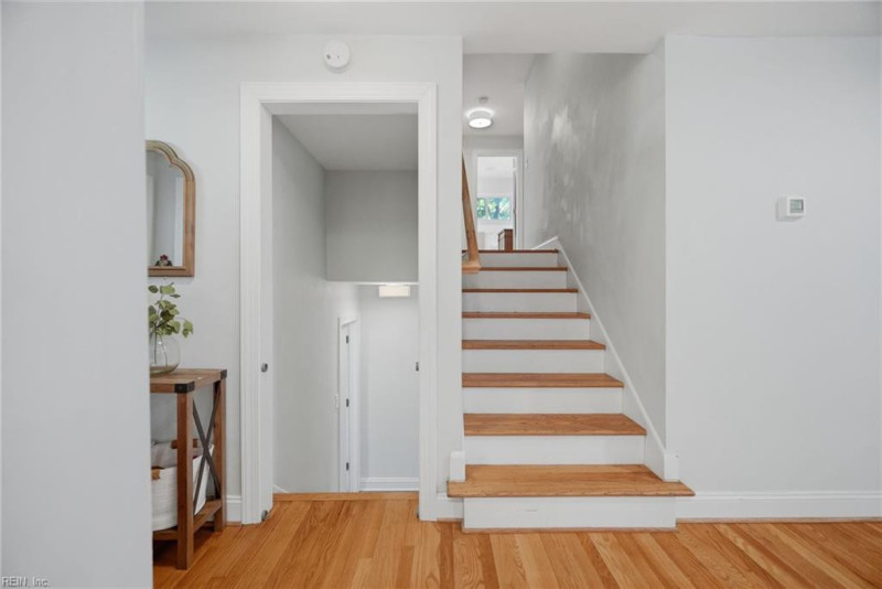 Photo 29 of 50 residential for sale in Virginia Beach virginia
