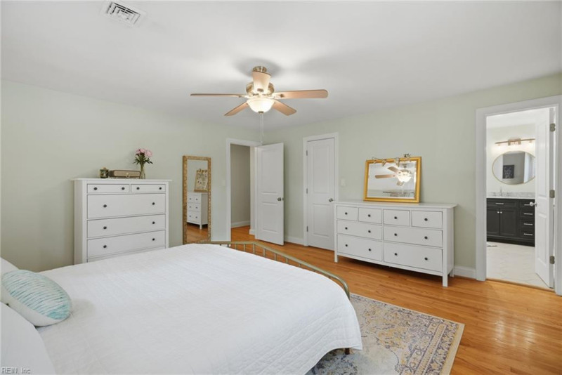 Photo 31 of 50 residential for sale in Virginia Beach virginia
