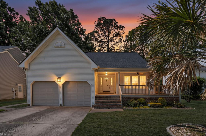 Photo 1 of 31 residential for sale in Chesapeake virginia