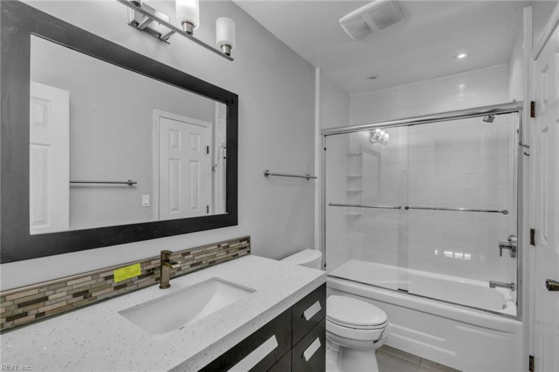 Photo 22 of 31 residential for sale in Chesapeake virginia