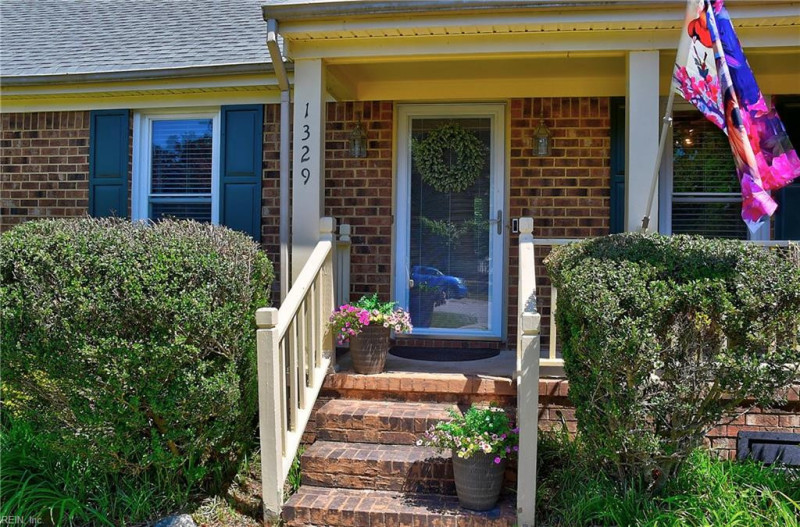 Photo 4 of 41 residential for sale in Chesapeake virginia Photo 4 of 41 residential for sale in Chesapeake virginia