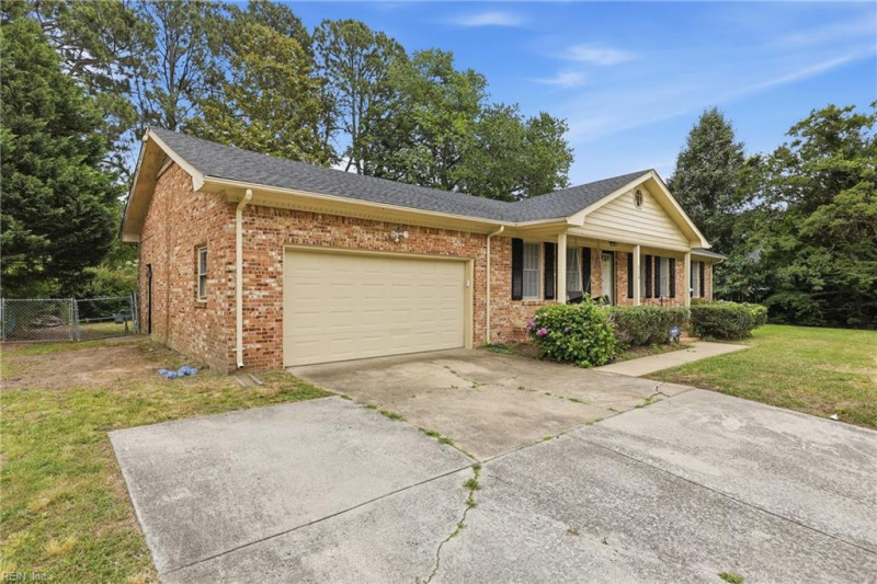 Photo 2 of 33 residential for sale in Chesapeake virginia Photo 2 of 33 residential for sale in Chesapeake virginia