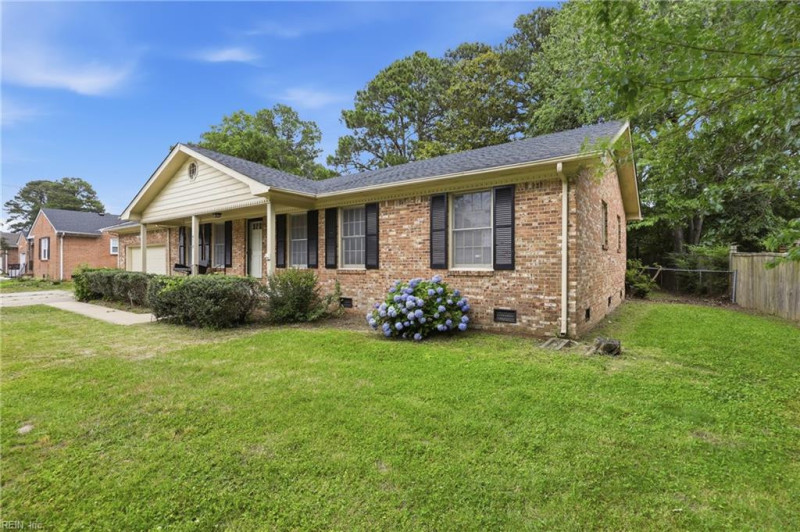 Photo 8 of 33 residential for sale in Chesapeake virginia Photo 8 of 33 residential for sale in Chesapeake virginia