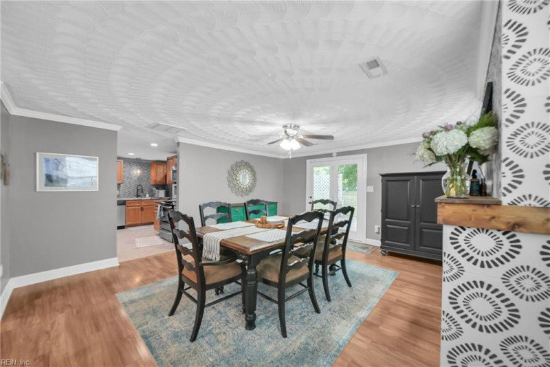 Photo 17 of 39 residential for sale in Hampton virginia