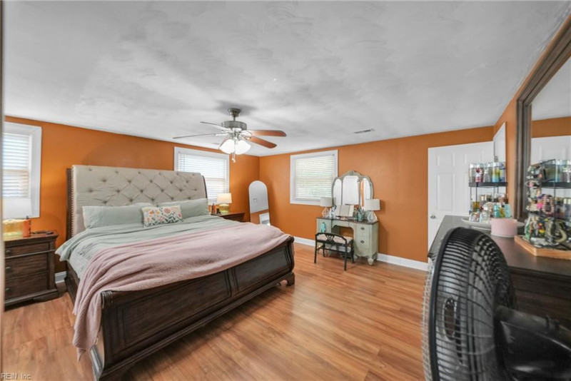 Photo 20 of 39 residential for sale in Hampton virginia
