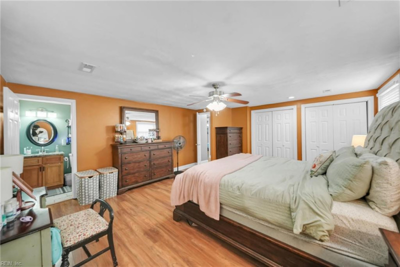 Photo 21 of 39 residential for sale in Hampton virginia