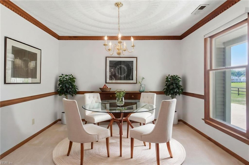 Photo 13 of 48 residential for sale in Chesapeake virginia