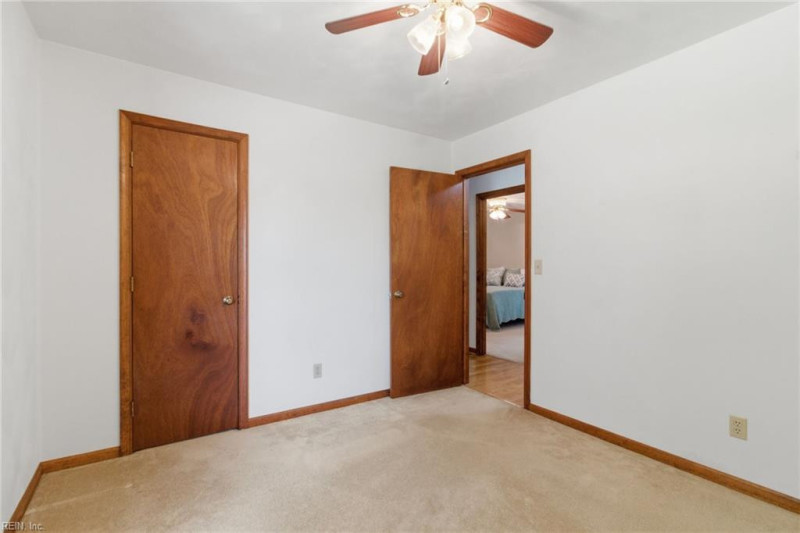 Photo 31 of 48 residential for sale in Chesapeake virginia