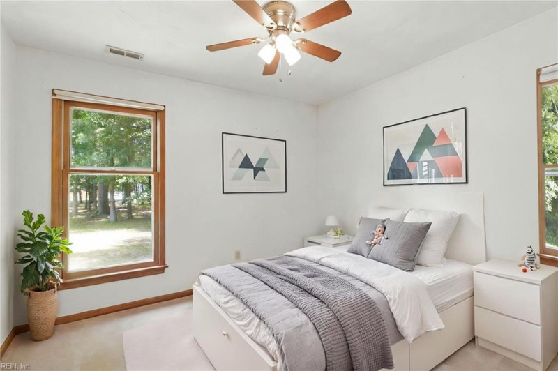 Photo 34 of 48 residential for sale in Chesapeake virginia