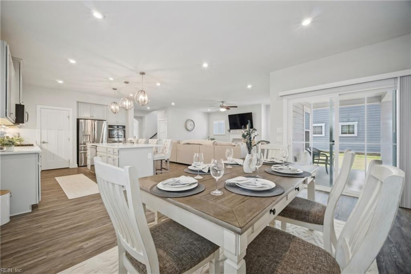 Photo 10 of 50 residential for sale in Chesapeake virginia