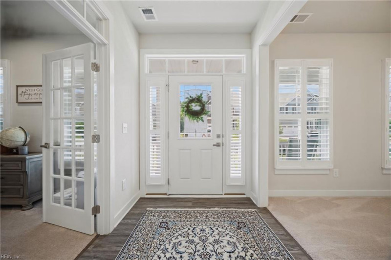 Photo 22 of 50 residential for sale in Chesapeake virginia