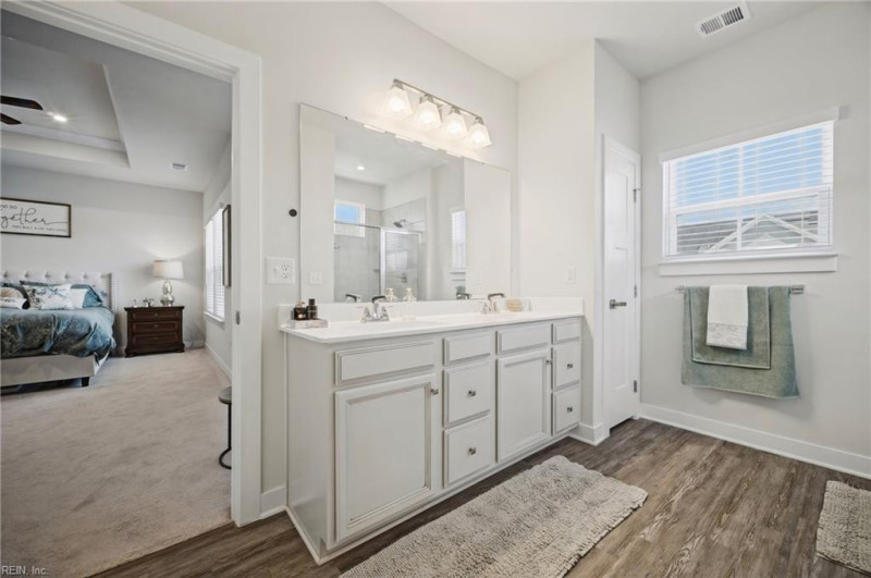 Photo 33 of 50 residential for sale in Chesapeake virginia