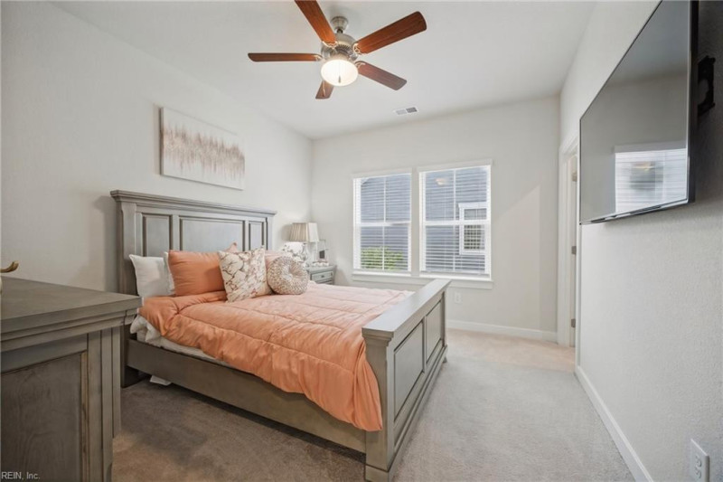Photo 36 of 50 residential for sale in Chesapeake virginia