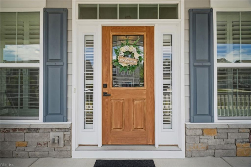 Photo 4 of 50 residential for sale in Chesapeake virginia