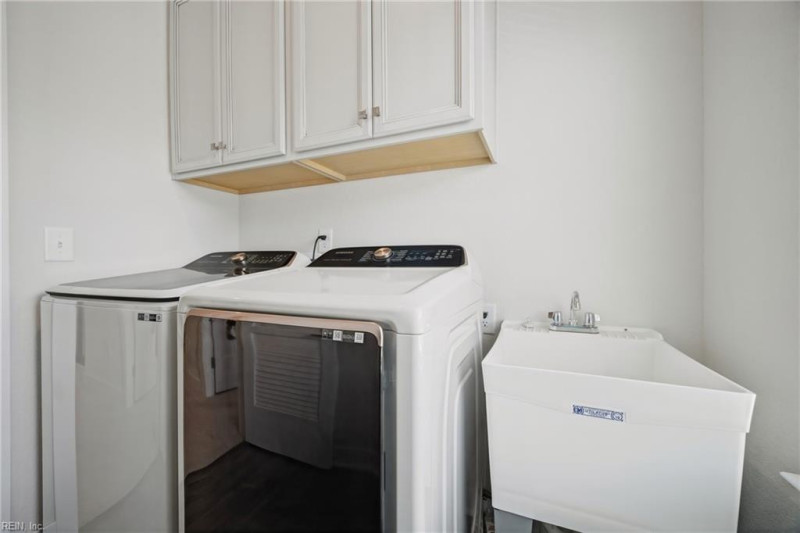 Photo 44 of 50 residential for sale in Chesapeake virginia