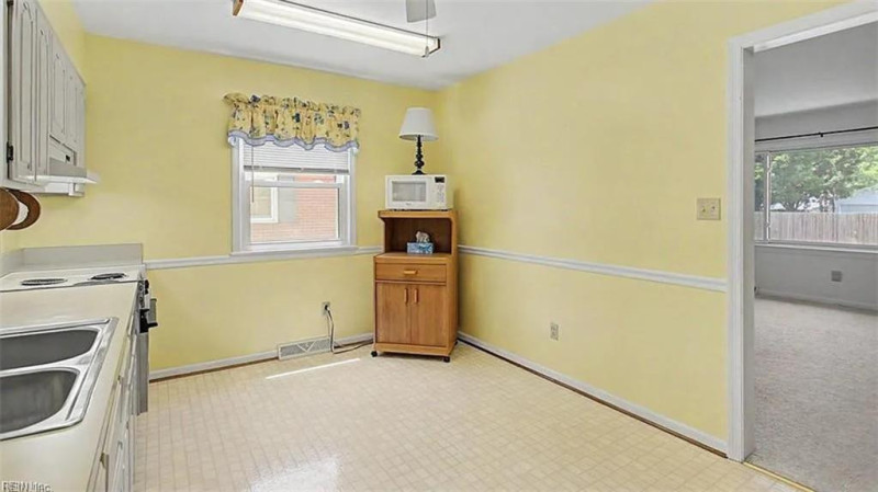 Photo 11 of 39 residential for sale in Hampton virginia Photo 11 of 39 residential for sale in Hampton virginia