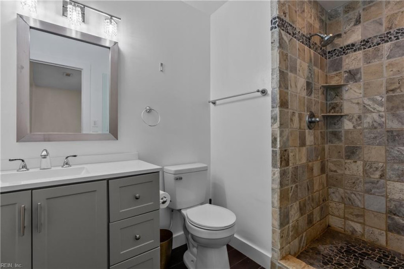 Photo 9 of 37 residential for sale in Chesapeake virginia