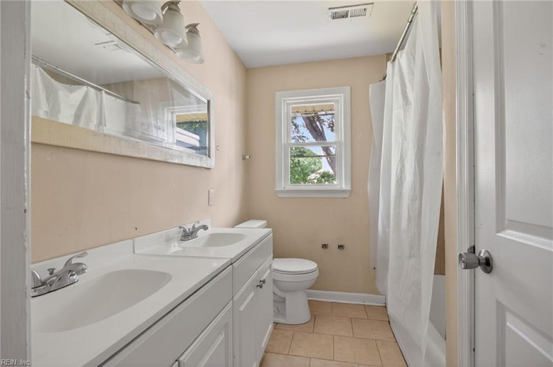 Photo 16 of 30 residential for sale in Chesapeake virginia Photo 16 of 30 residential for sale in Chesapeake virginia