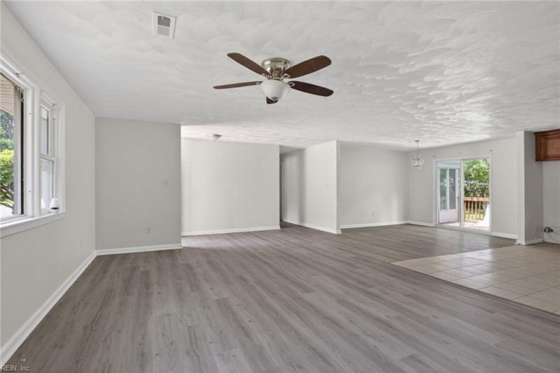Photo 6 of 30 residential for sale in Chesapeake virginia Photo 6 of 30 residential for sale in Chesapeake virginia