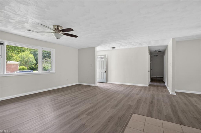 Photo 7 of 30 residential for sale in Chesapeake virginia Photo 7 of 30 residential for sale in Chesapeake virginia