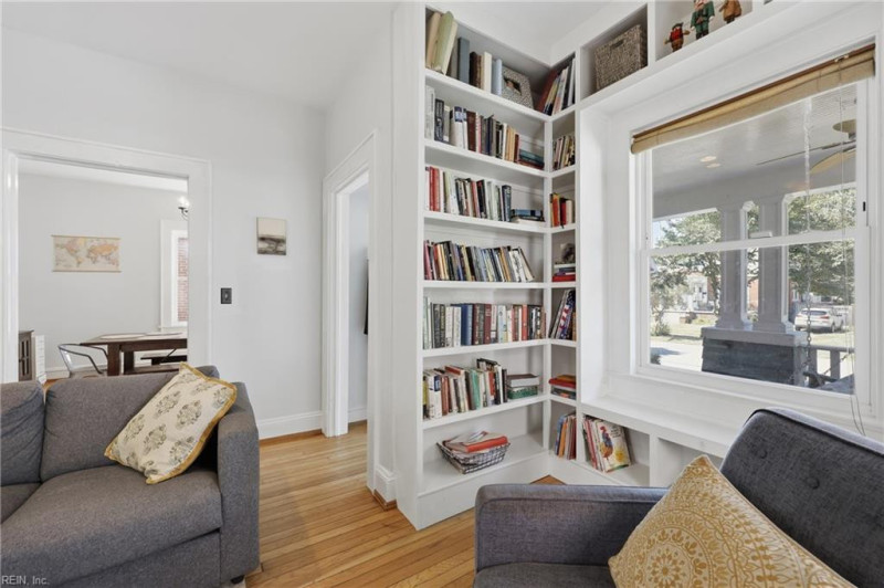 Photo 11 of 35 residential for sale in Norfolk virginia