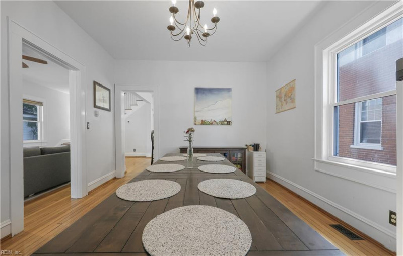 Photo 12 of 35 residential for sale in Norfolk virginia