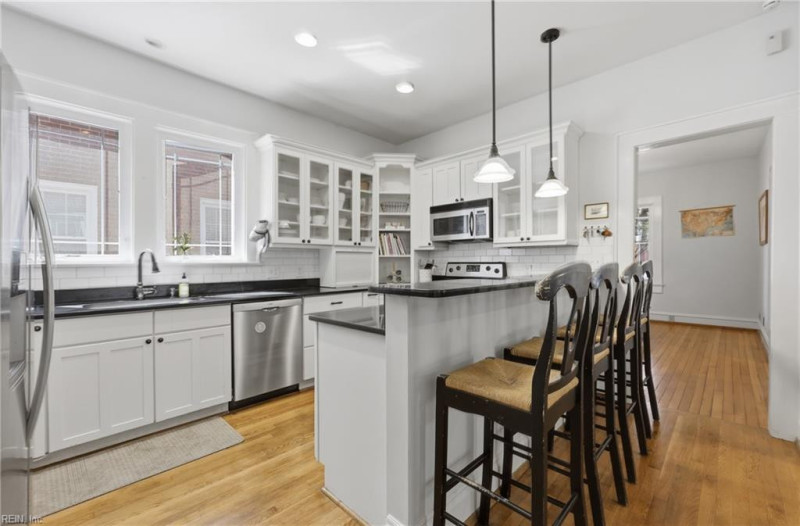Photo 19 of 35 residential for sale in Norfolk virginia