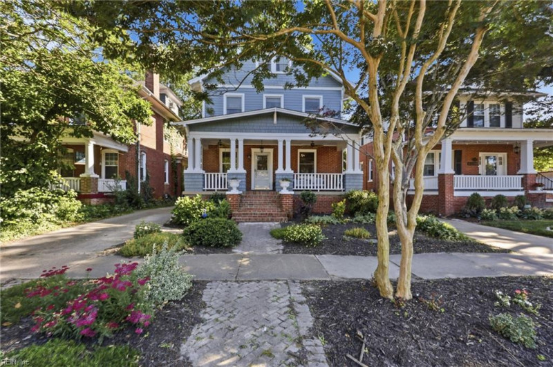 Photo 2 of 35 residential for sale in Norfolk virginia