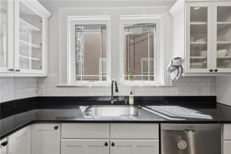 Photo 21 of 35 residential for sale in Norfolk virginia